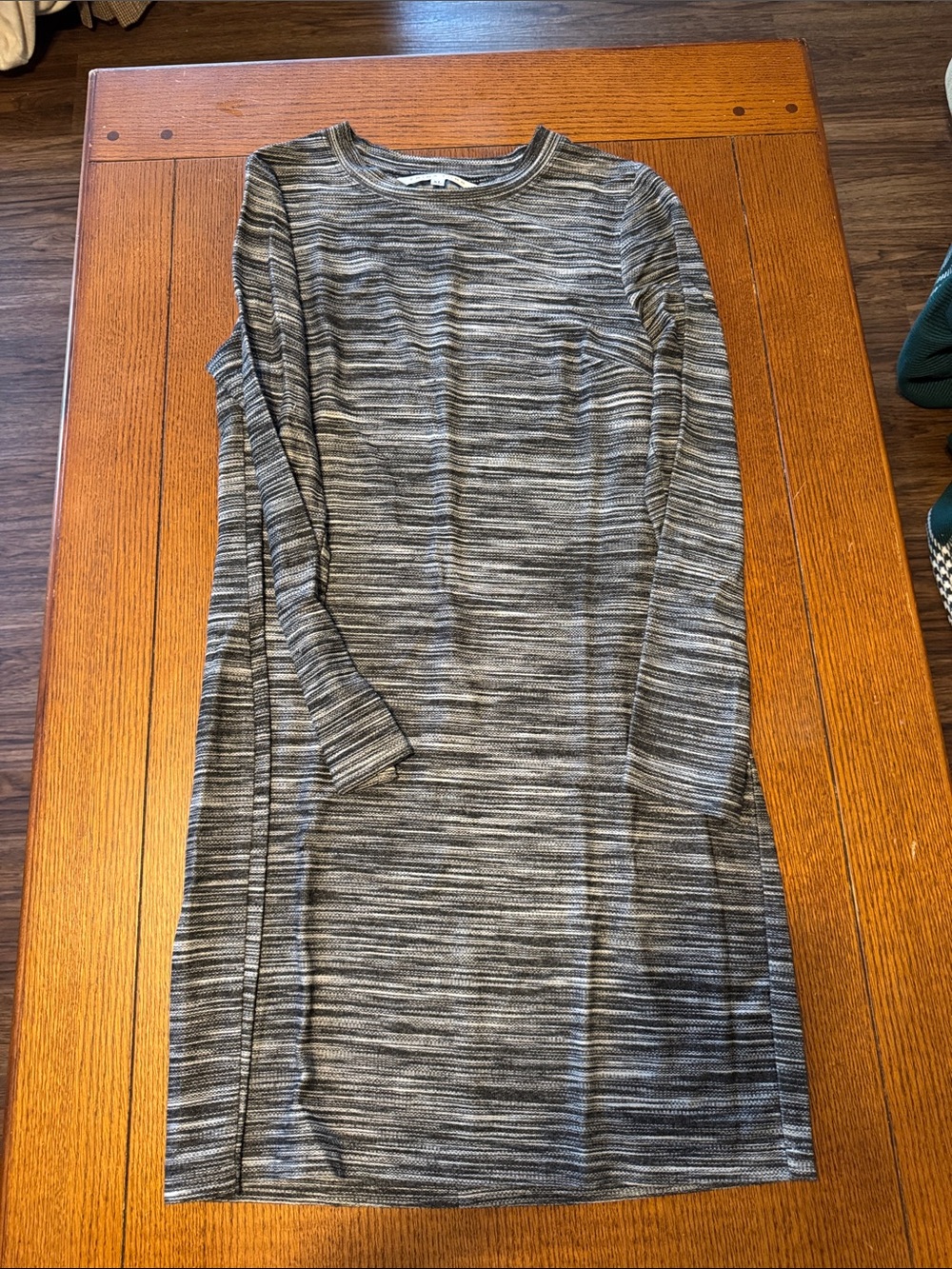 Trina Turk Gray Striped Long Sleeve Knit Dress